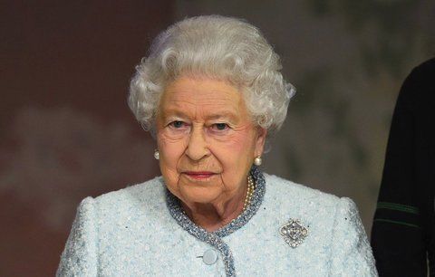 Už žádná brčka a PET lahve! Alžběta II. zakázala v Buckinghamském paláci plasty 