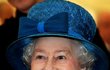 Britská panovnice Alžběta II. vládne už neuvěřitelných šedesát let.