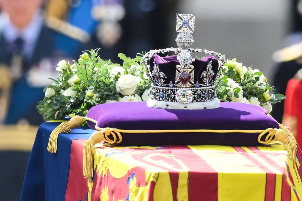 Poslední cesta královny Alžběty II. do Westminsteru