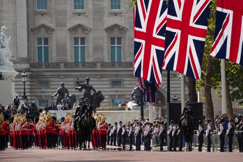 Poslední cesta královny Alžběty II. do Westminsteru