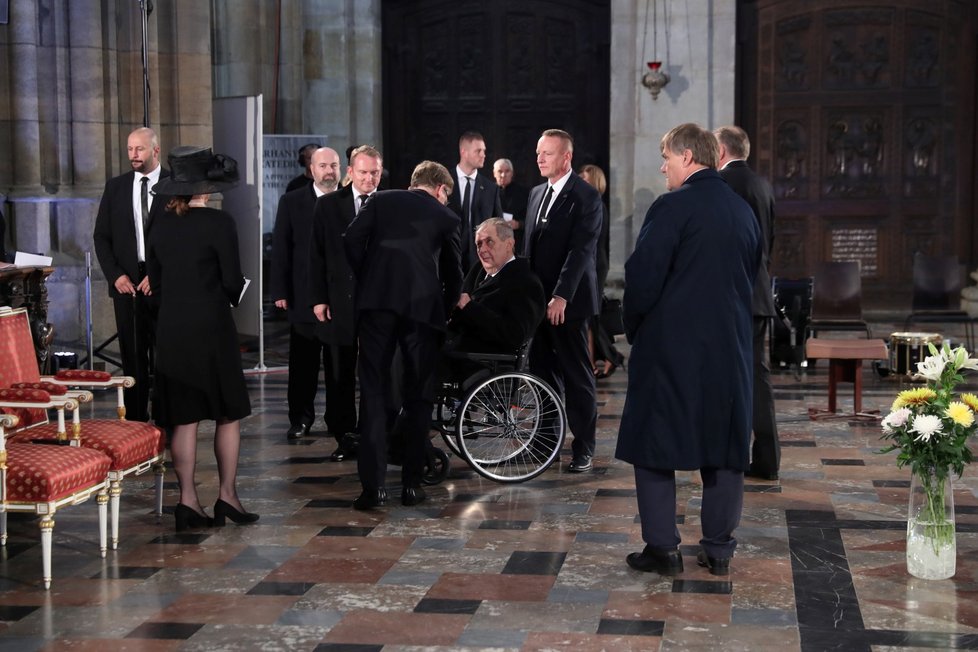 Mše za královnu Alžbětu II. v chrámu svatého Víta: Prezident Miloš Zeman (15. 9. 2022)