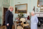 Audience u Alžběty II.: Boris Johnson na hradě Windsor (červen 2021).