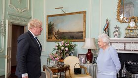 Audience u Alžběty II.: Boris Johnson na hradě Windsor (červen 2021).