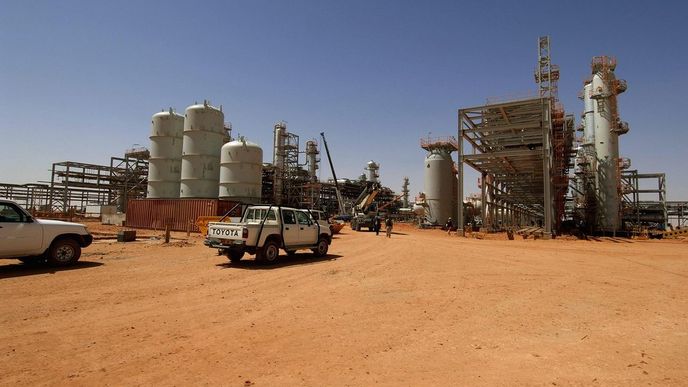 Alžírské těžební zařízení In Amenas, kde islamisté zadržují zahraniční rukojmí