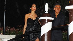 Amal a George Clooney v Benátkách.