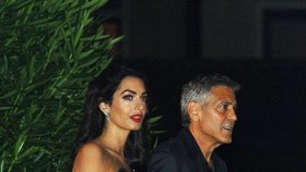 Amal a George Clooney v Benátkách.