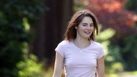 Sladká chuť svobody. Amanda Knox, který se vrátila domů ze čtyřletého vězení v Itálii, si poprvé vyšla na procházku.