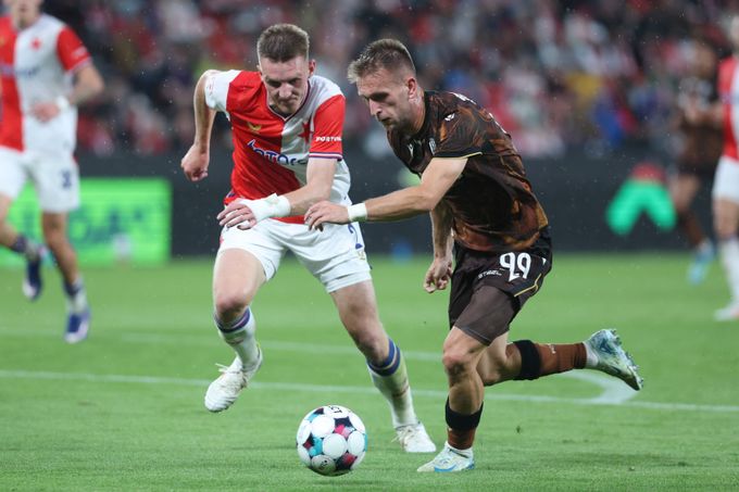 ONLINE: Slavia - Plzeň 0:0. Viktoria zahrozila, střelu Memiče vytáhl Markovič ONLINE: Slavia - Plzeň 0:0. Viktoria zahrozila, střelu Memiče vytáhl Markovič