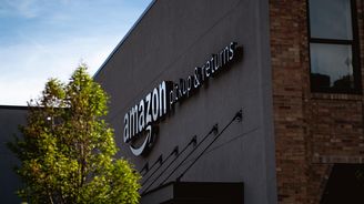 Amazon téměř zdvojnásobil zisk. Hodnota akcií firmy prudce vzrostla