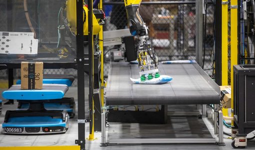 Amazon do Česka přichází se startupovým fondem s miliardou dolarů, hledá roboty a AI