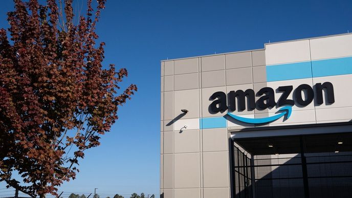 Hodnota firmy Amazon spadla po výsledcích o desítky miliard dolarů
