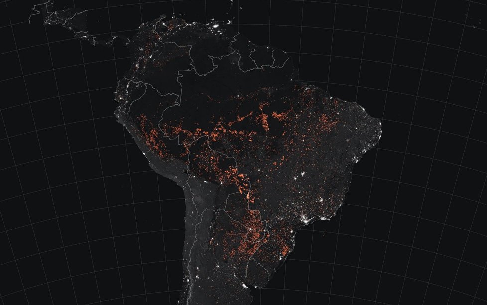 Satelitní snímek amazonských požárů