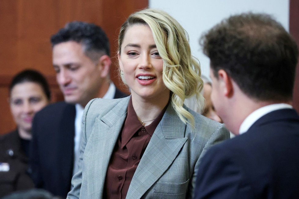 Soud Johnnyho Deppa a Amber Heard