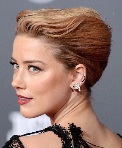 Amber Heard na premiéře filmu Liga spravedlnosti.