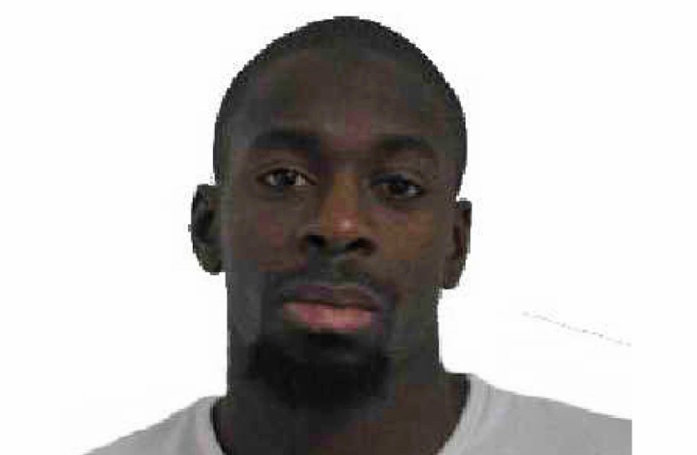 Střelec Amedy Coulibaly. Policie ho zastřelila v pařížském obchodě s košer potravinami.