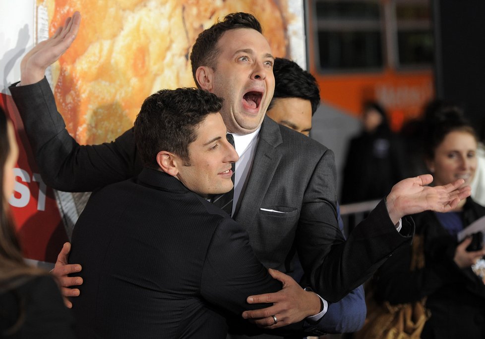 Jason Biggs a  Eddie Kaye Thomas