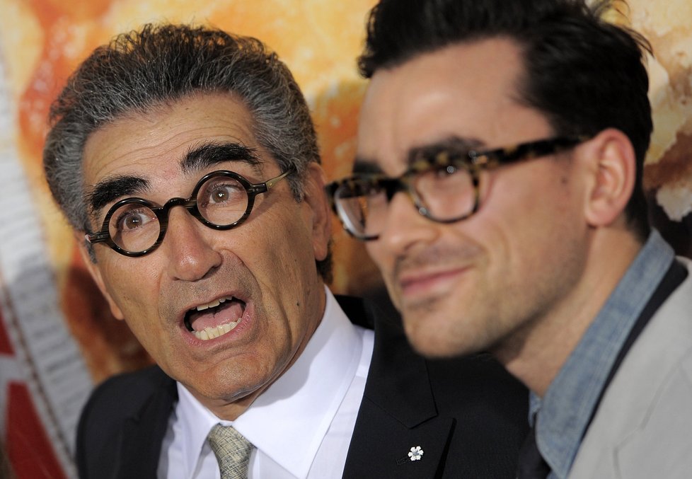 Stiflerův filmový otec Eugene Levy se svým synem Danem Levy