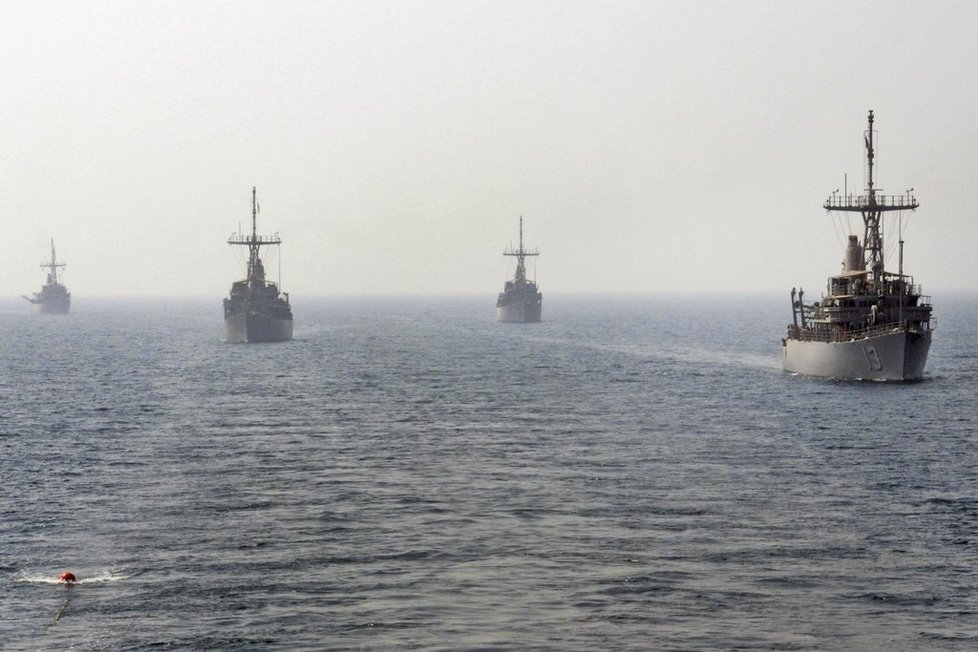 Americké námořnictvo vyslalo k břehům Libye dvě válečné lodě.  (Foto ČTK)