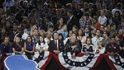 Příznivci demokratické kandidátky Hillary Clintonové sledují výsledky amerických prezidentských voleb