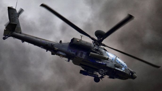 Americký víceúčelový vrtulník Apache, ilustrační foto