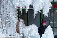 20 lidí umrzlo, teploty klesly až na -69 °C. Ameriku drtí sibiřská zima