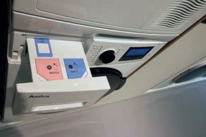 Chystané pračky Amica Dream Wash budou v případě vybraných modelů vybaveny funkcí automatického dávkování detergentu a aviváže z integrovaného zásobníku. Chystané pračky Amica Dream Wash budou v případě vybraných modelů vybaveny funkcí automatického dávkování detergentu a aviváže z integrovaného zásobníku.
