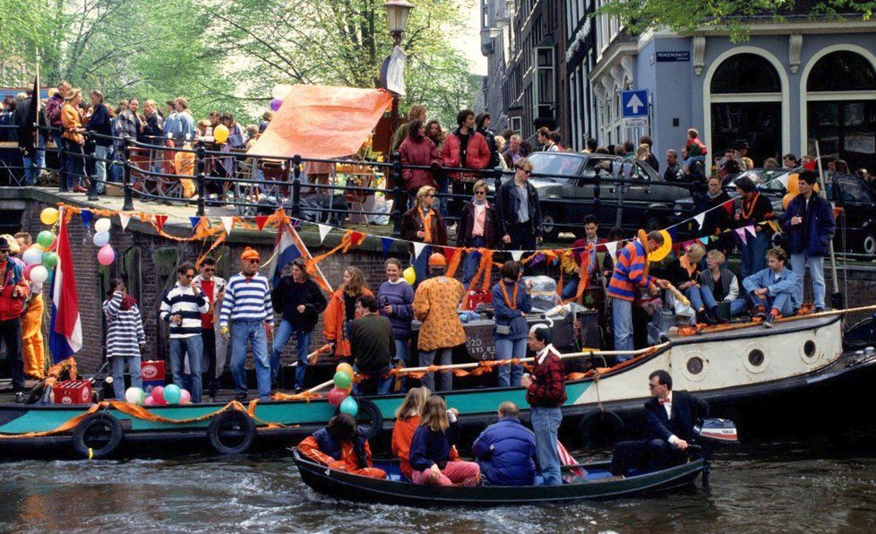Turisté se do Amsterdamu nahrnuli po jeho intenzivní propagaci po finanční krizi.