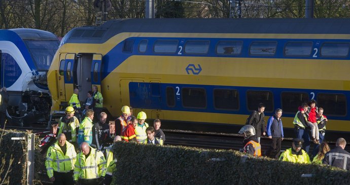 Sobotní srážka vlaků si vyžádala 125 zraněných