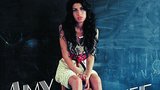 Šaty mrtvé zpěvačky Winehouse jsou k mání za půl milionu. Chcete je? 