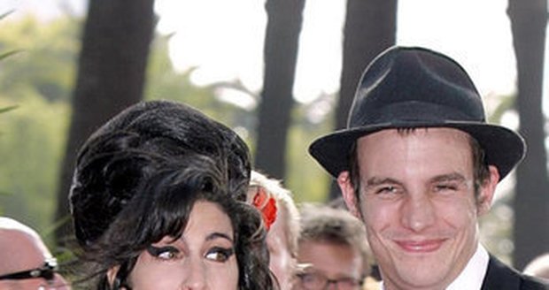 Amy Winehouse a její bývalý manžel Blake Fielder-Civil