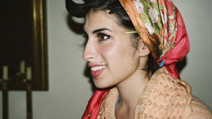 Kniha Before Frank bude obsahovat i nikdy neuveřejněné fotografie Amy Winehouse