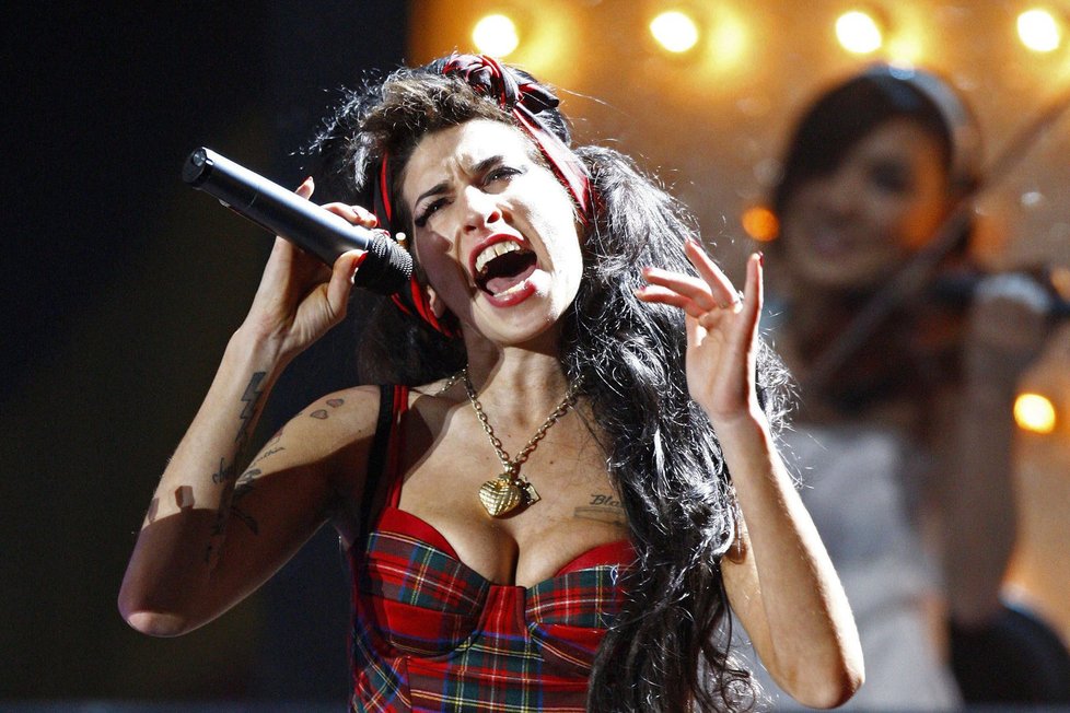 Amy Winehouse byla známá zpěvačka