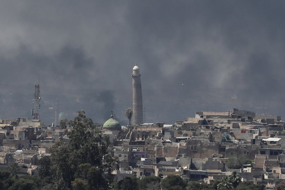 Minaret irácké mešity an-Núrí v Mosulu