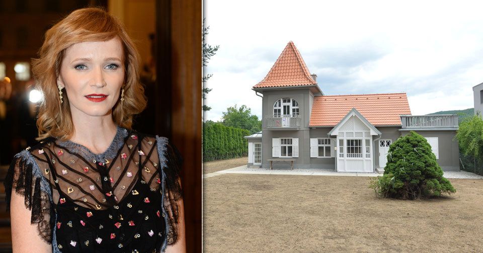 Aňa Geislerová utratila miliony za rekonstrukci domu, ale žije si teď jako na zámku.