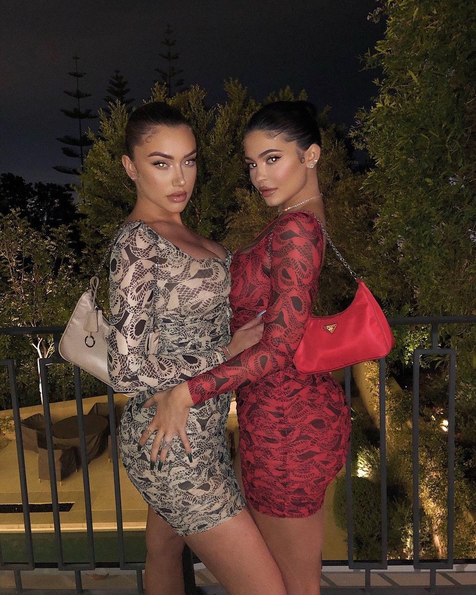 Anastasia Karanikolaou a Kylie Jenner