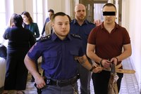 Brutální vražda v Měcholupech: 18 let vězení za 16 bodných ran a uříznutý penis!