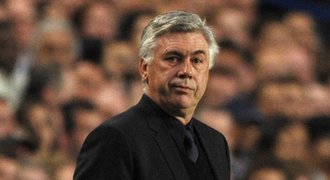 Ancelotti skončil v Chelsea, Čech je bez trenéra