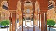 Město Granada, palácový komplex Alhambra, věhlasný Lví dvůr