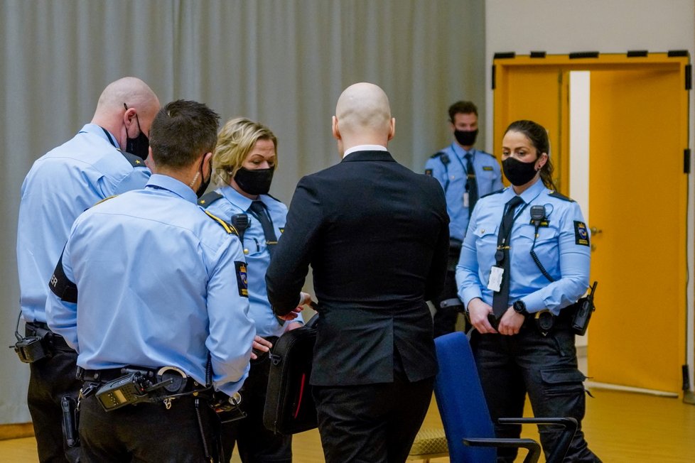 Anders Breivik u soudu