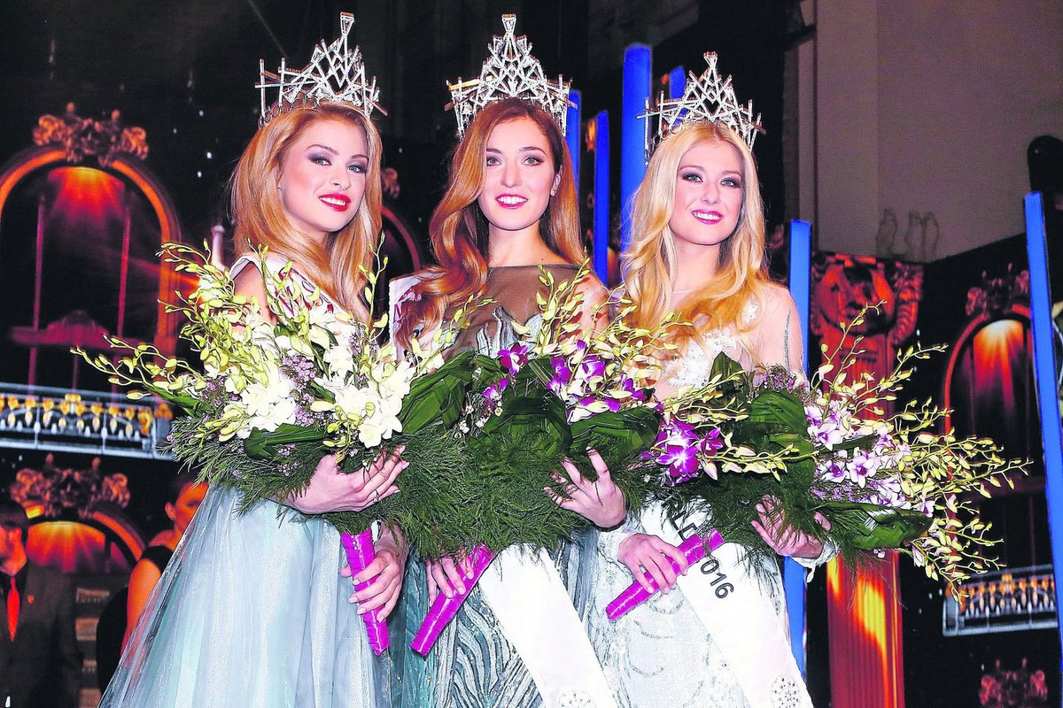 Letošní vítězky České Miss. Zleva Kristýna Kubíčková, Andrea Bezděková, Natálie Kotková.