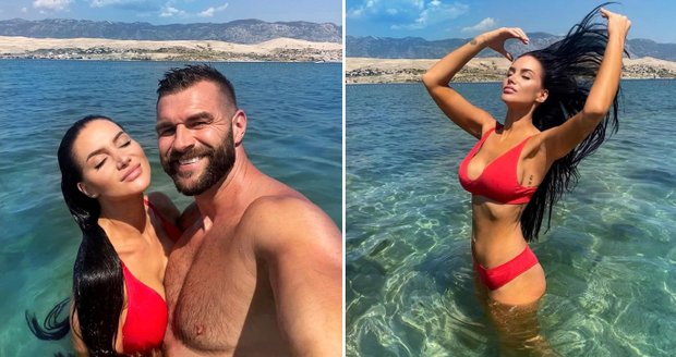 Andrea Pomeje v Chorvatsku: Mořská víla v rudé!