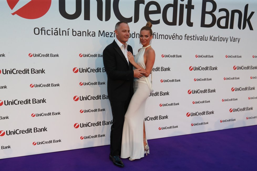 Andrea Verešová a Daniel Volopich na UniCredit party