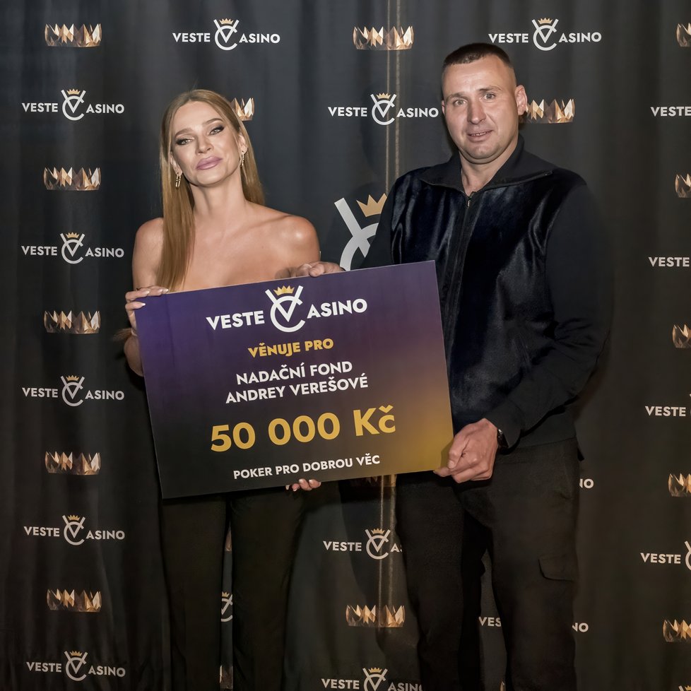 Celebrity se sešly v kasinu ve Vestci u Prahy na pomoc nadaci Andrey Verešové