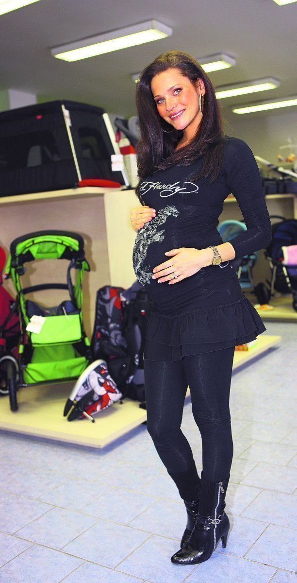 Andrea v pátém měsíci těhotenství přibrala 10 kilo, což jí na kráse nijak neubralo