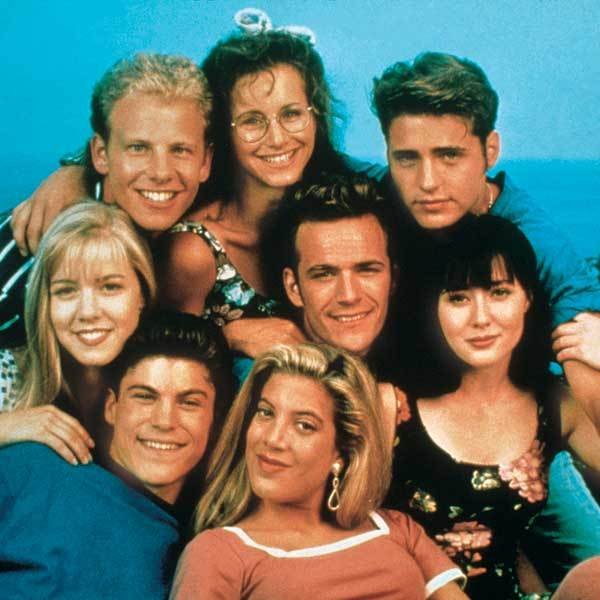 Parta středoškoláků z Beverly Hills 90210.