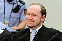 Výsměch obětem: Norská zrůda Breivik bude studovat na vysoké škole!