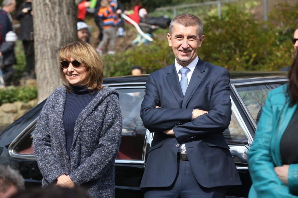 Andrej Babiš s Adrianou Krnáčovou na zahájení 86. sezony Zoo Praha