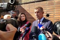 Babiš bez Moniky u voleb v Ostravě: „Spal jsem tři a půl hodiny“. Spolu vytkl halucinaci