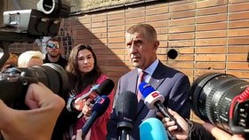 Babiš bez Moniky u voleb v Ostravě: „Spal jsem tři a půl hodiny“. Spolu vytkl halucinaci