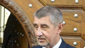 Andrej Babiš při příchodu na jednání předsednictva a výboru ANO (12.4.2018)